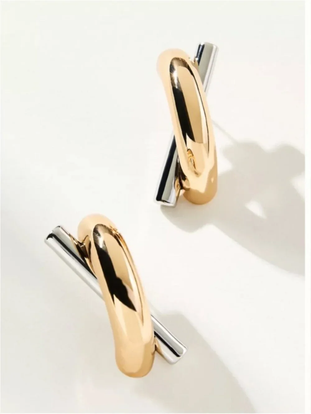 New! Gold Tone Tone Cross Post Earrings (4010) NWOT